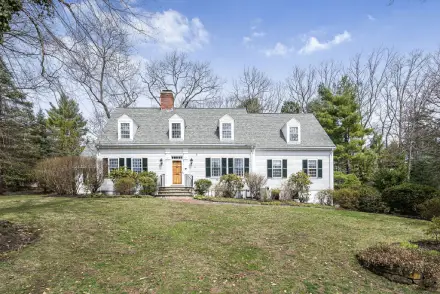 11 Wachusett Road
